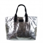 Preview: DAMEN SCHULTERTASCHE SHOPPER IN METALLIC LOOK UND JEANS SHCP631